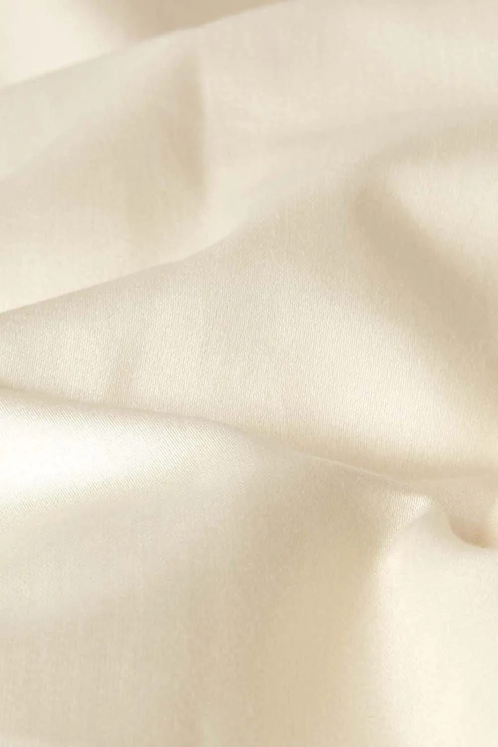 Homescapes Sateen Cotton Fitted Cot Sheets 400 Thread Count, 2 Pack in Cream 3