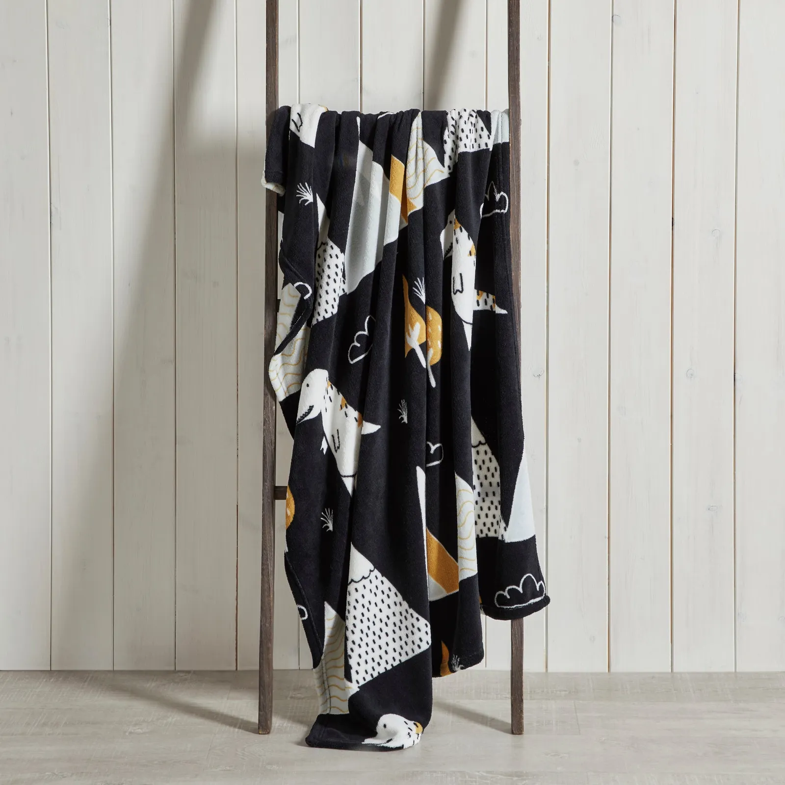 Geosaurus Fleece Blanket Black and white