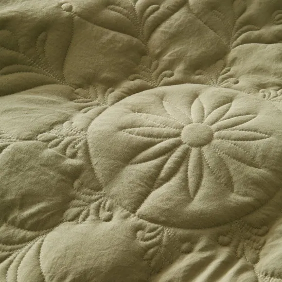Quilted Mandala Duvet Cover and Pillowcase Set 4