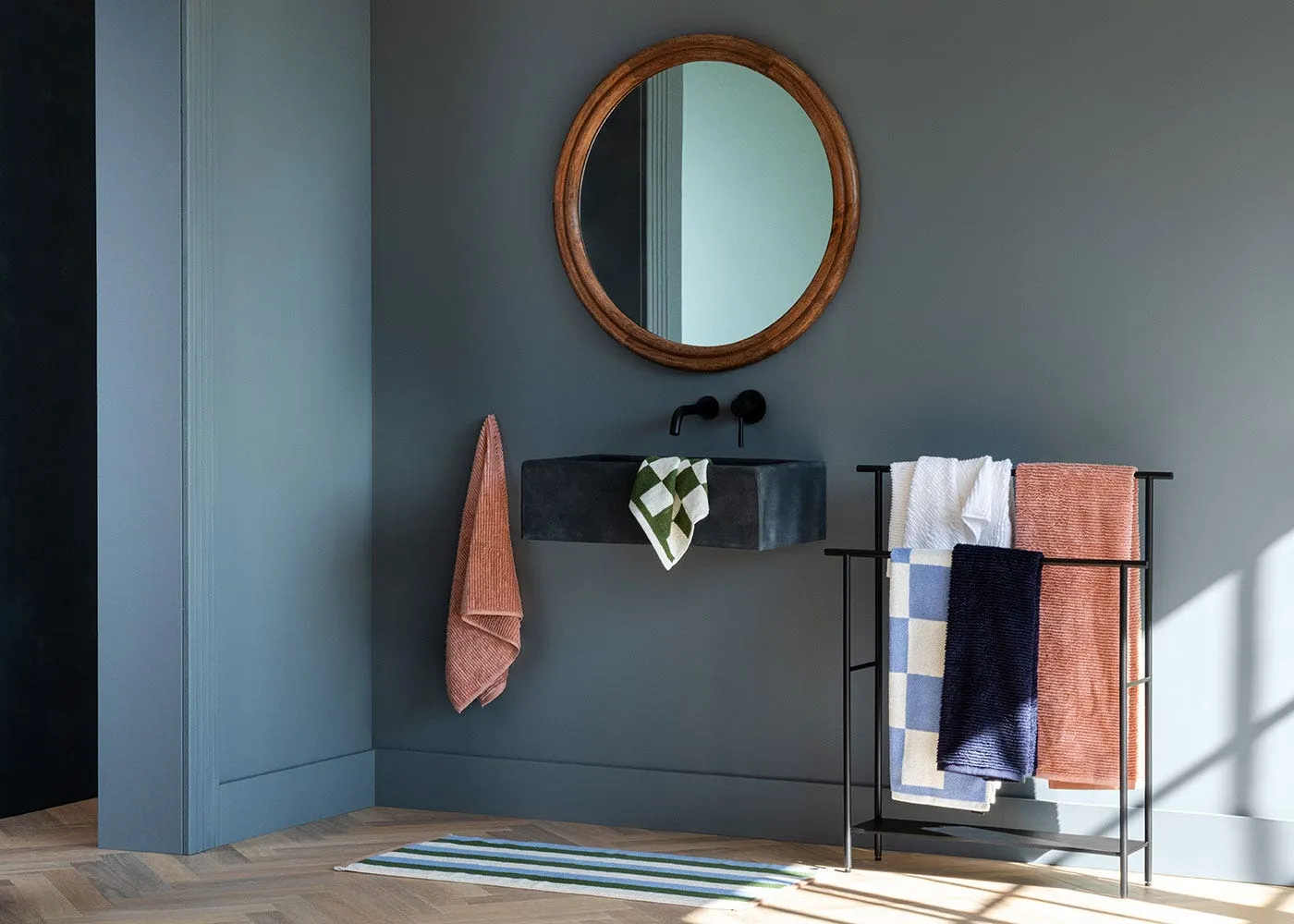 Heal's Organic Hand Towel Navy 50 x 100cm 3