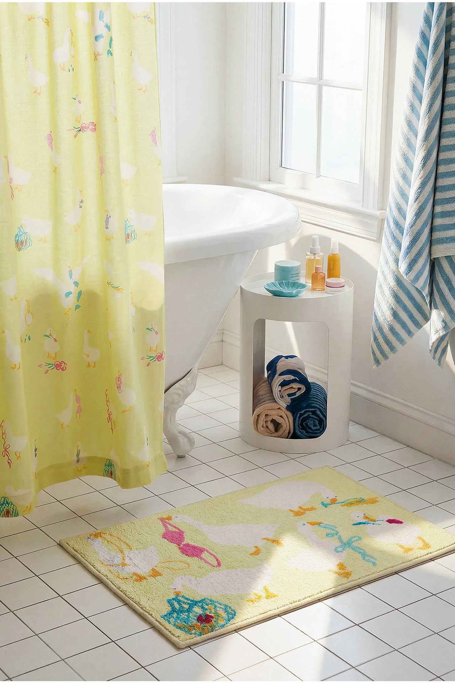Silly Goose Bath Mat - Green