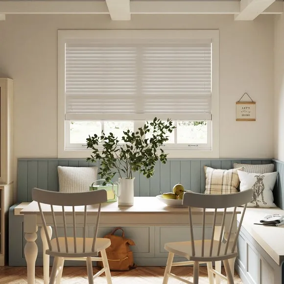 Room Darkening Venetian Blind 1