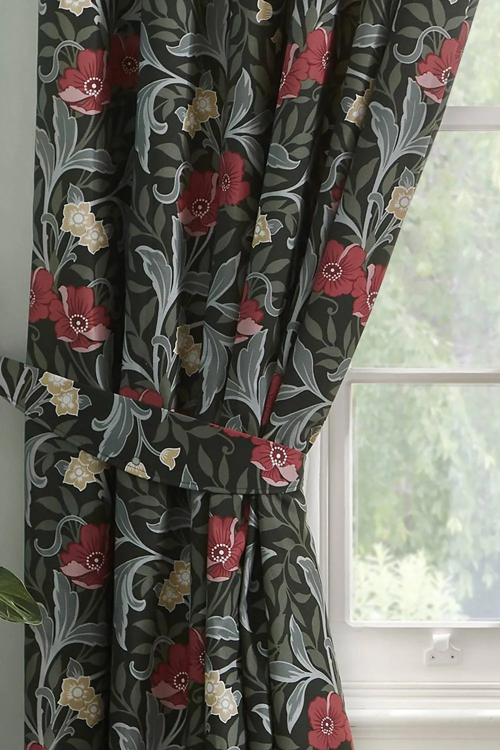 Dreams & Drapes 'Sandringham' 100% Cotton Pair of Pencil Pleat Curtains With Tie-Backs in Green 3