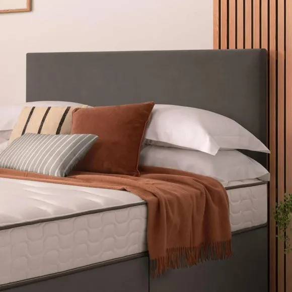 Silentnight Divan Bed With Velvet Paris Headboard and 800 Pocket Sprung Mattress 4