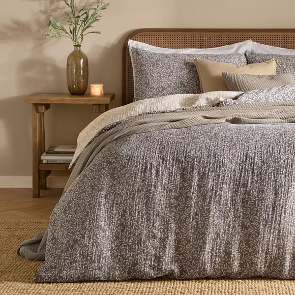 Yard Perrie Leaf 100% Cotton Duvet Cover and Pillowcase Set 5