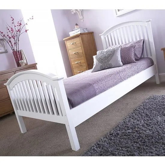 Madrid Rubberwood Small Double Bed In White