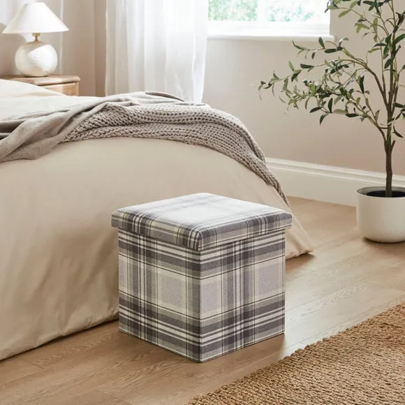 Charnwood Checked Cube Ottoman 1