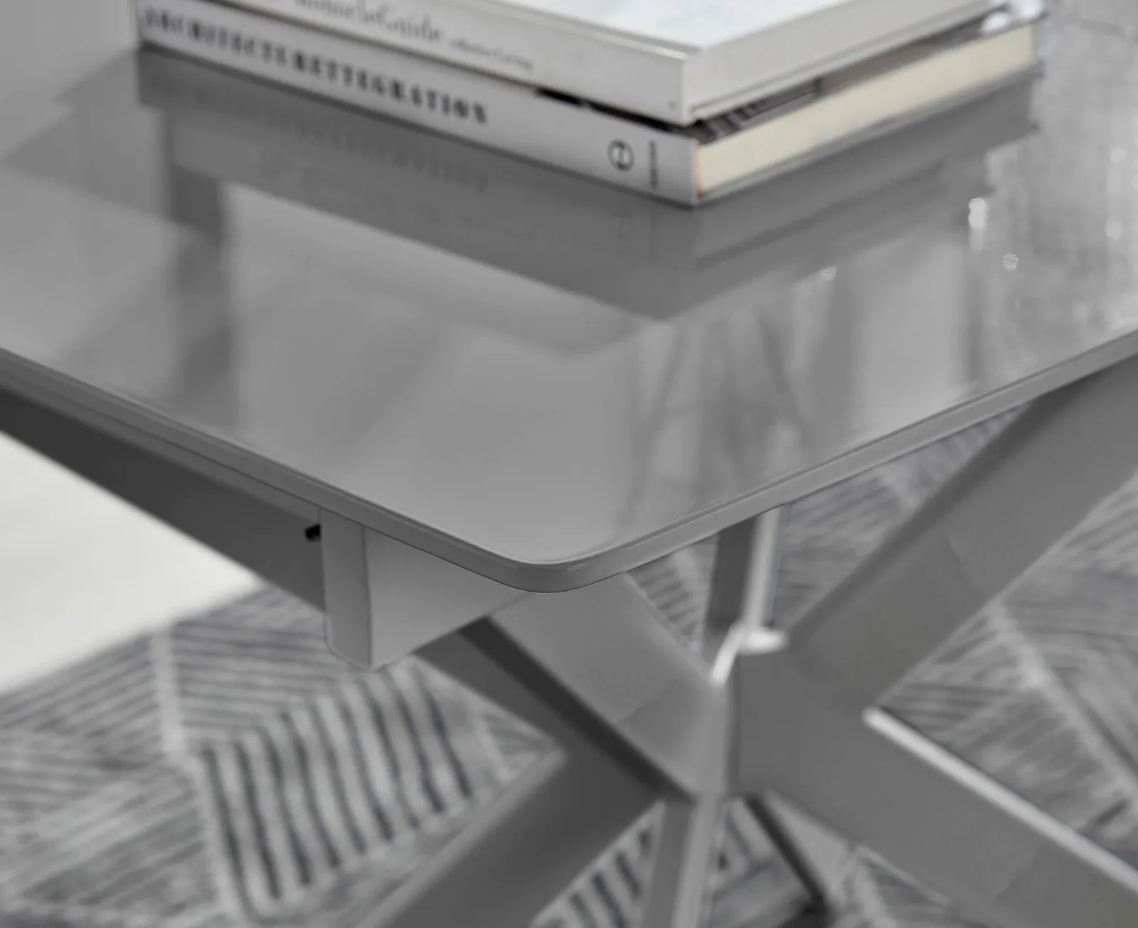 FurnitureboxUK Lira 100cm Rectangular Extending High Gloss 4-6 Seat Dining Table in Grey 3