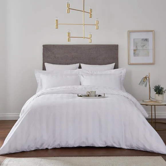 Hotel Stripe 230 Thread Count 100% Cotton Duvet Cover 1