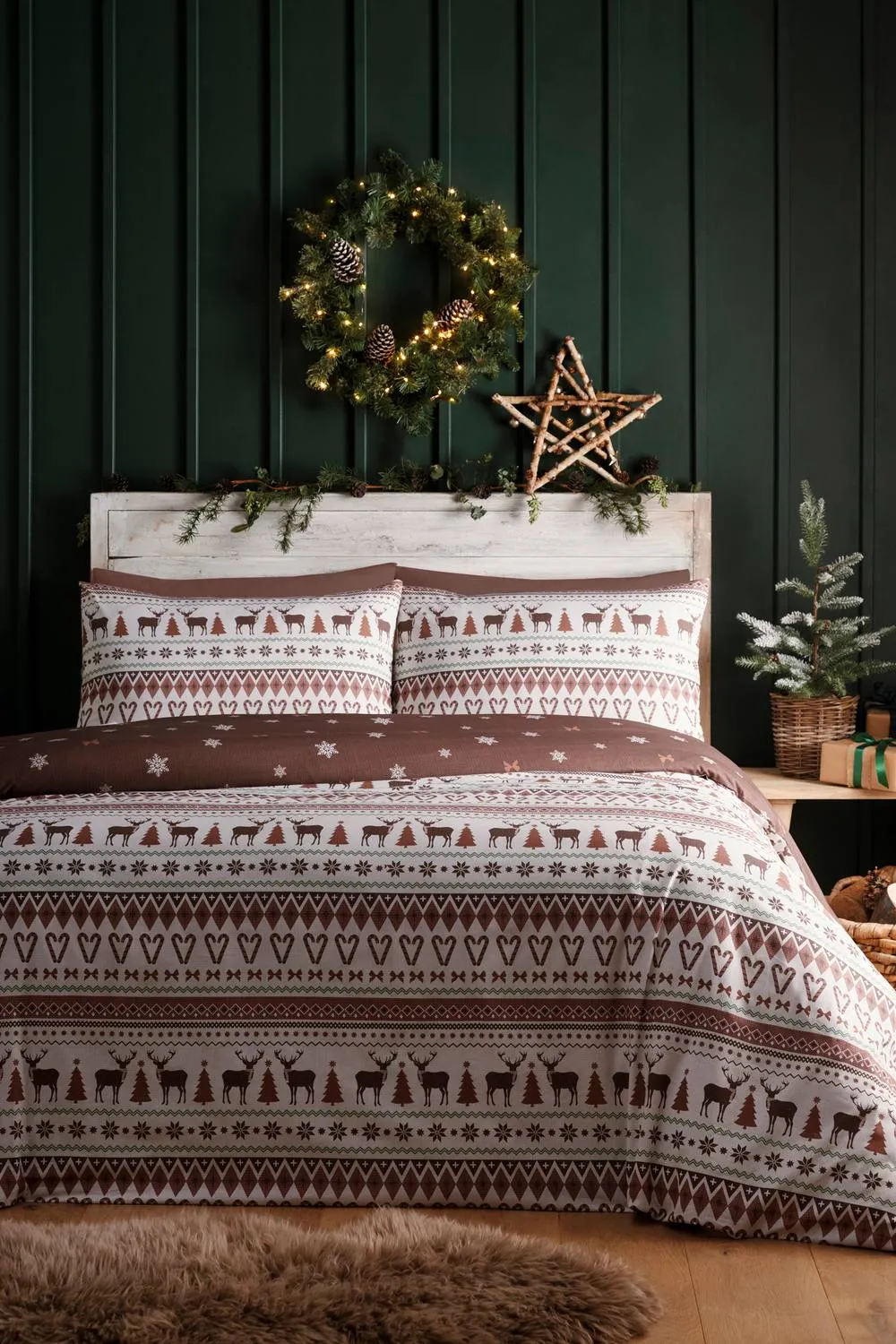 Fusion 'Christmas Fairisle' Easy Care Duvet Cover Set in Natural