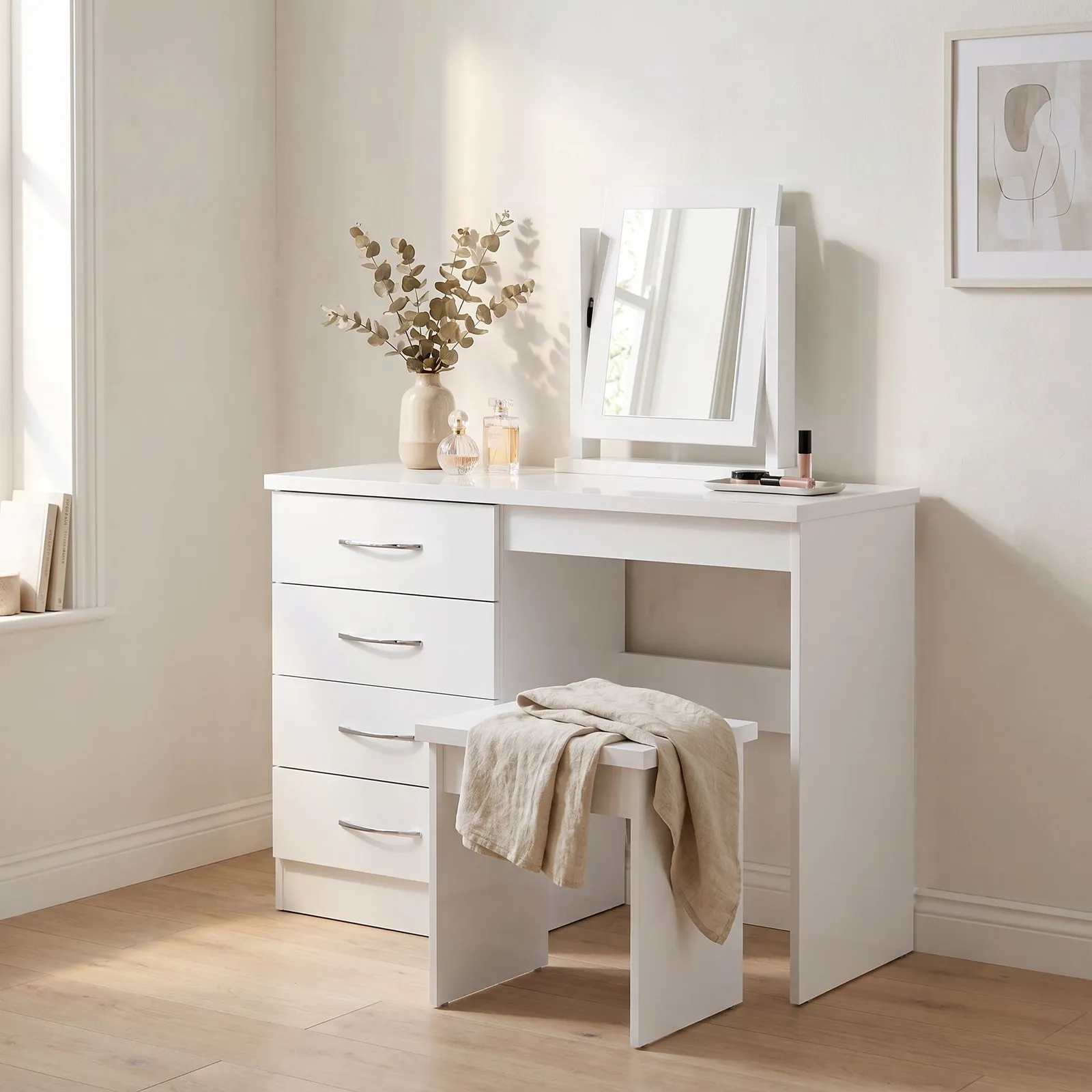Seconique Nevada 4 Drawer Dressing Table Set in White 1