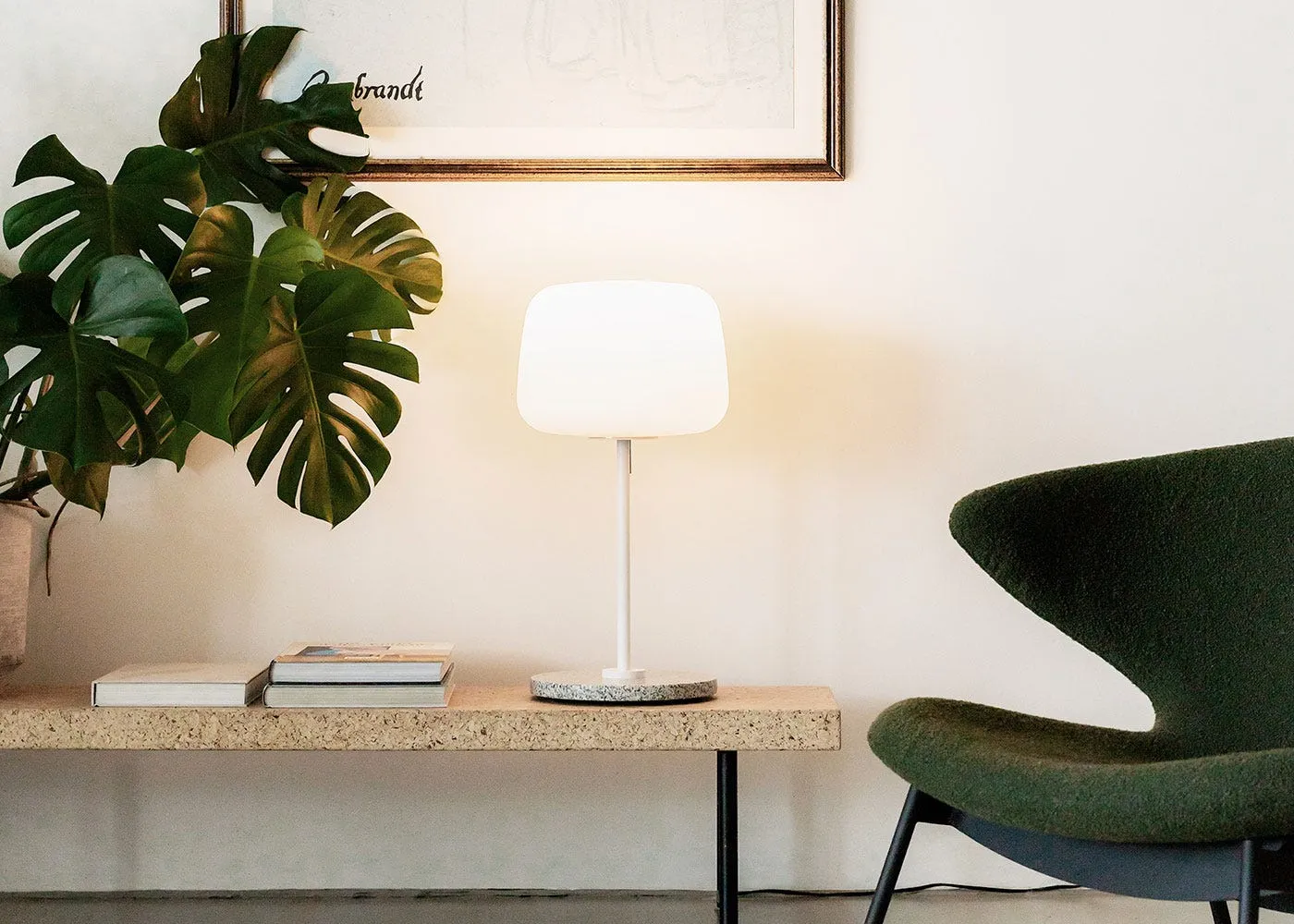 Case Soft Table Lamp White 3