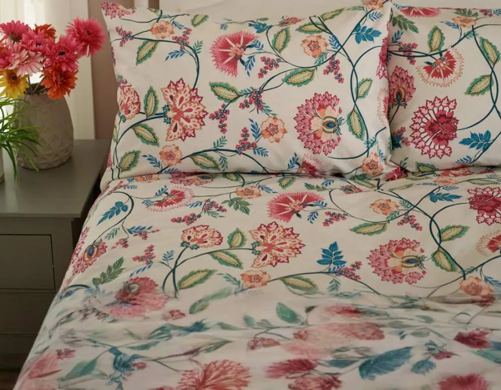 Deyongs Vintage Jacobean Printed Polycotton Duvet Set 3