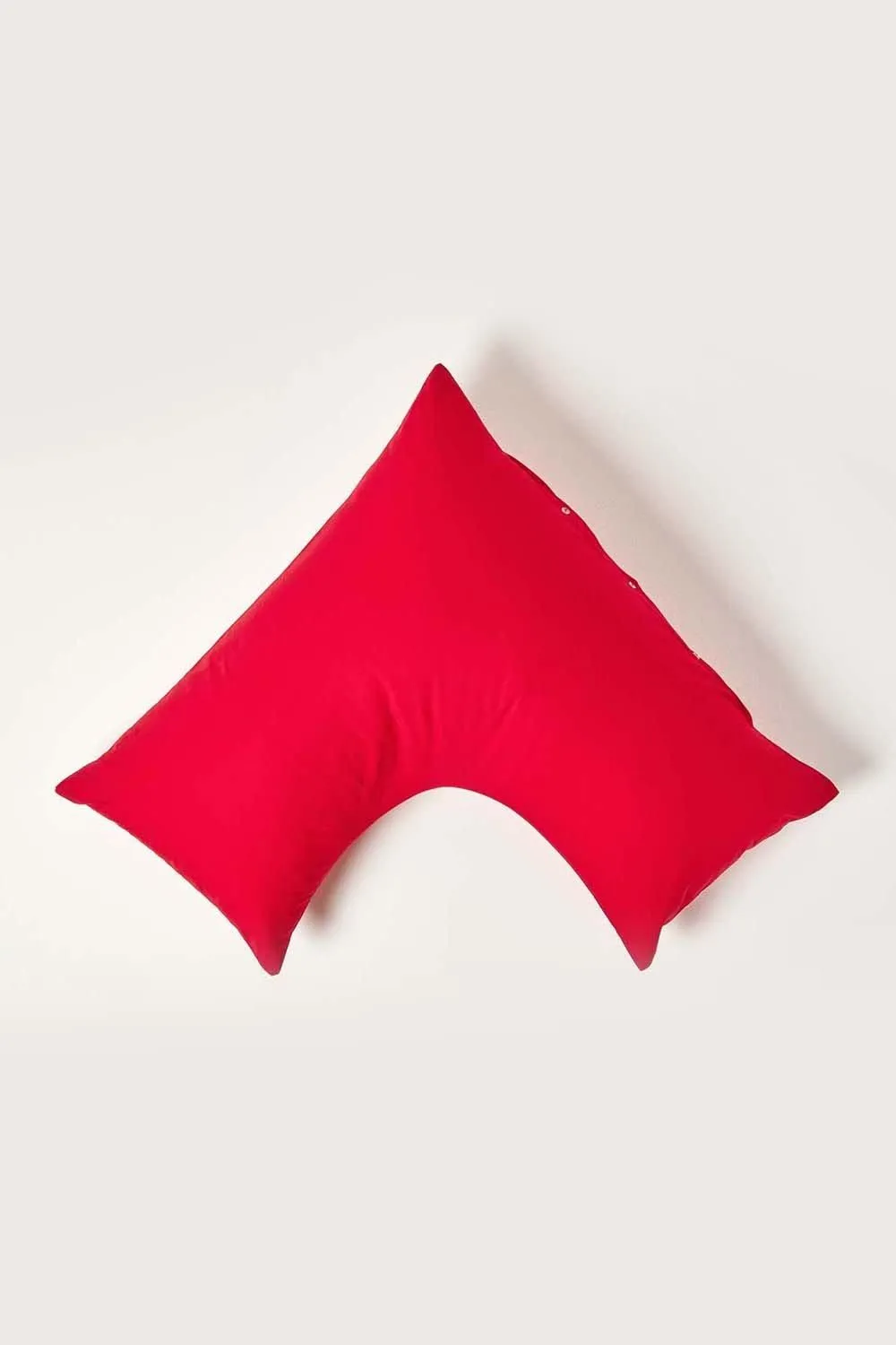 Homescapes Egyptian Cotton V Shaped Pillowcase 200 TC in Red 1