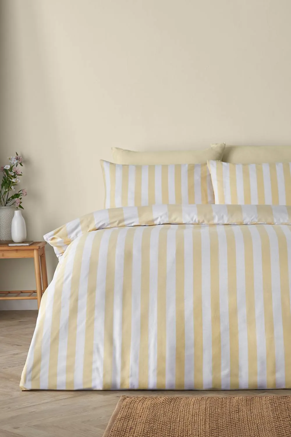 Catherine Lansfield 'Cove Stripe' Reversible Duvet Cover Set in Yellow 2