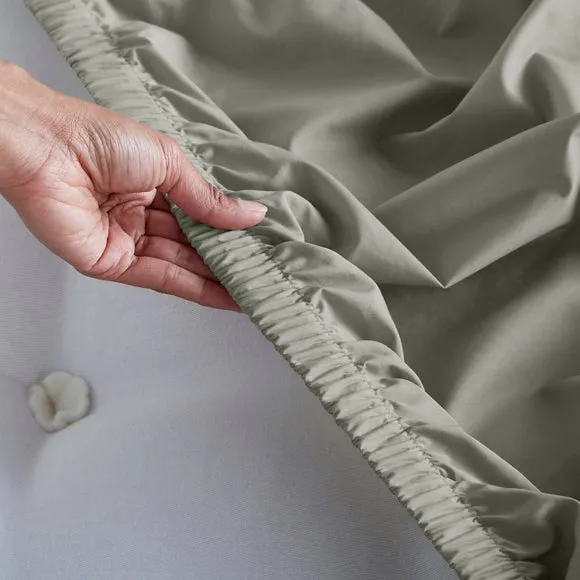 100% Egyptian Cotton 220 Thread Count True Grip® Fitted Sheet 6