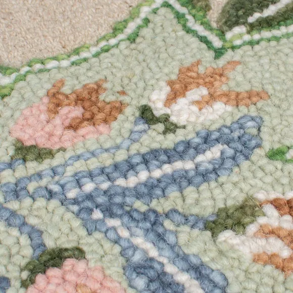 Bryony Floral Shaped Wool Rug 2