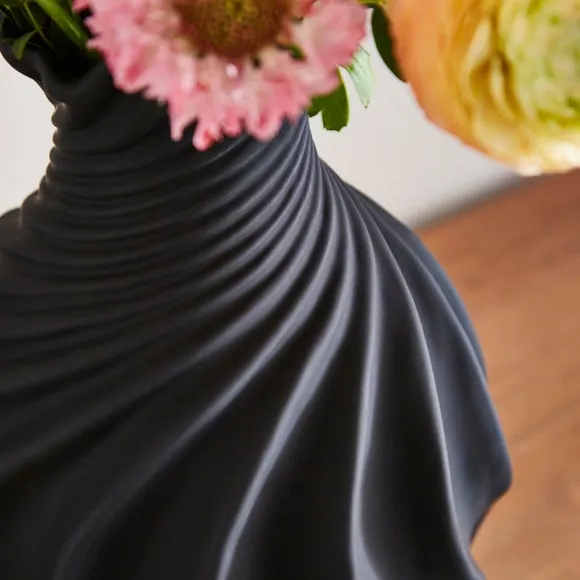 Organic Twist Ceramic Vase 2