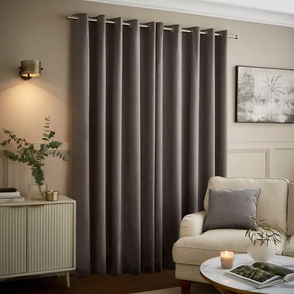 Luxe Velour Eyelet Curtains (Blackout Available) 5