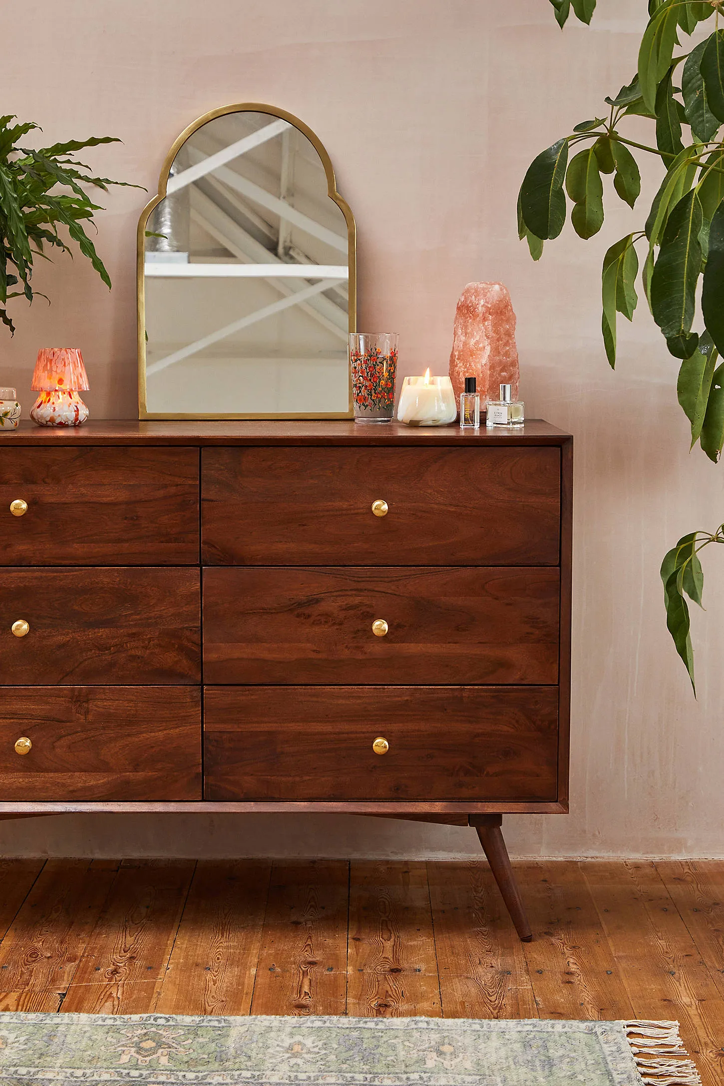 Cynthia 6-Drawer Dresser - Brown 2