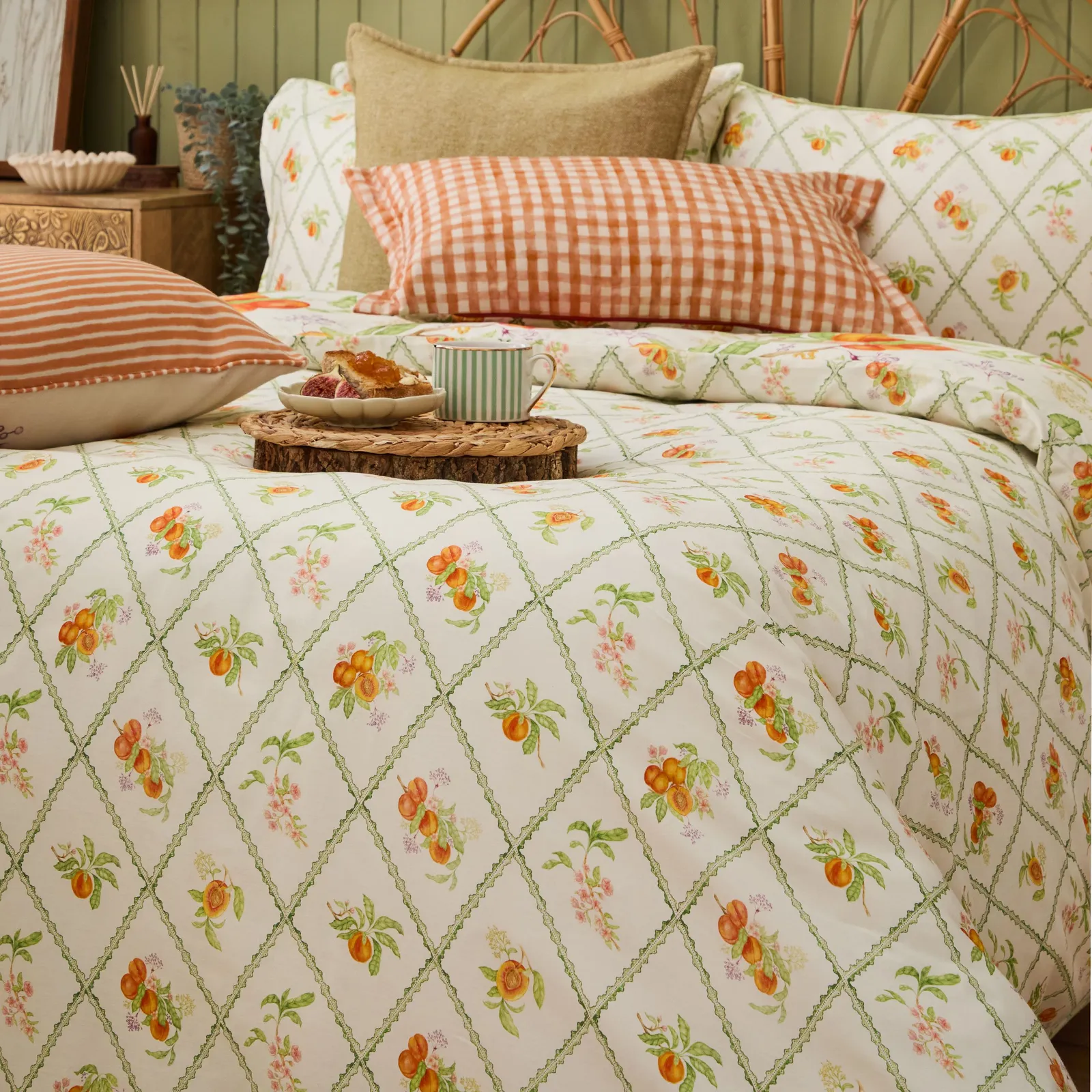 Voyage Maison Peach Harvest Printed 100% Cotton Duvet Cover Set in Orange 5