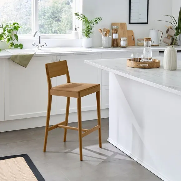 Dorothea Barstool, Oak