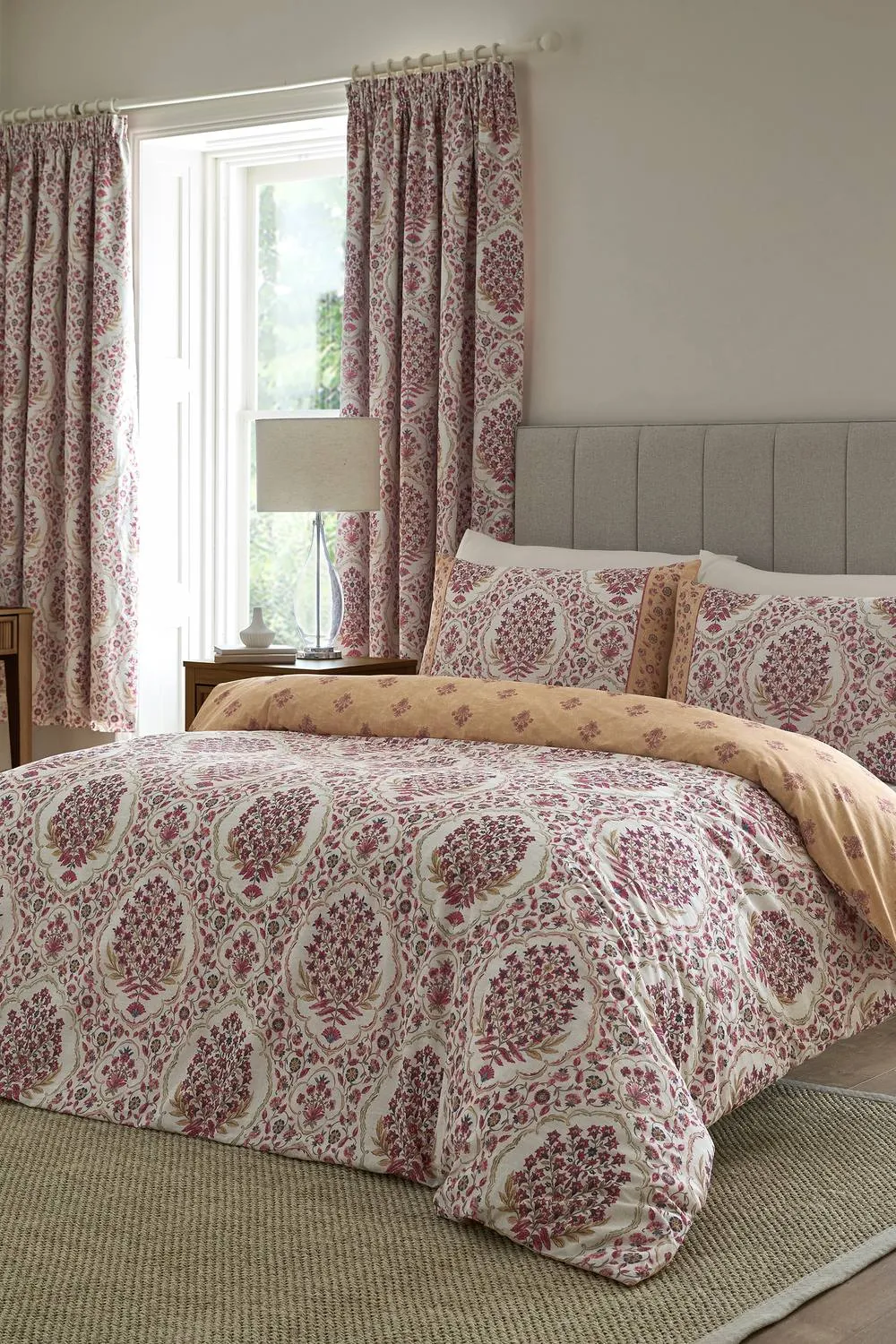 Dreams & Drapes 'Ashmead' 100% Cotton Damask Print Duvet Cover Set in Dark Red 1