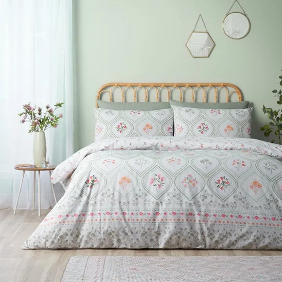 Catherine Lansfield Cameo Floral Polycotton Duvet Cover & Pillowcase Set