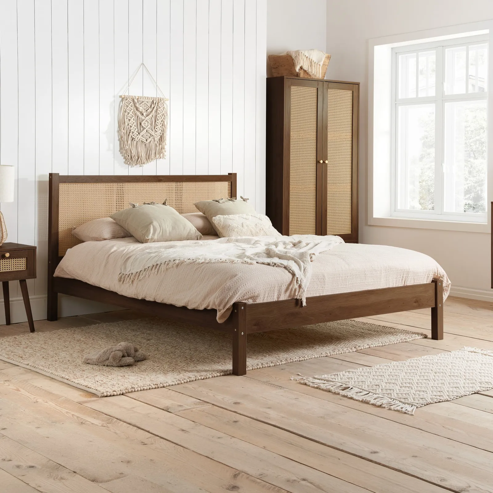 Croxley - Double - Bed Frame - Walnut - Rattan Wood - 4ft6 - Happy Beds