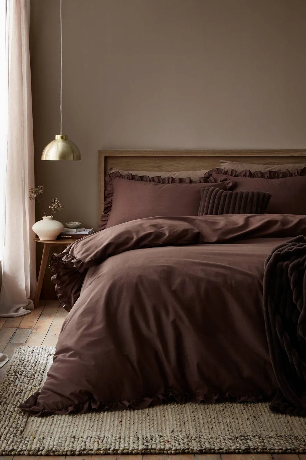 Appletree 'Cassia Frill' 100% Cotton Relaxed Look Duvet Cover Set in Chocolate 4