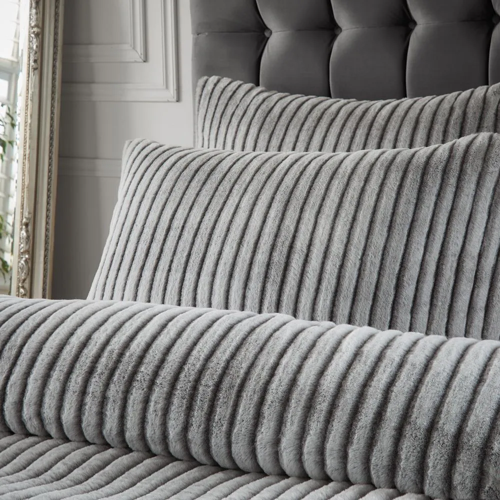 Paoletti Alpine Striped Faux Fur Duvet Cover Set in Grey 2