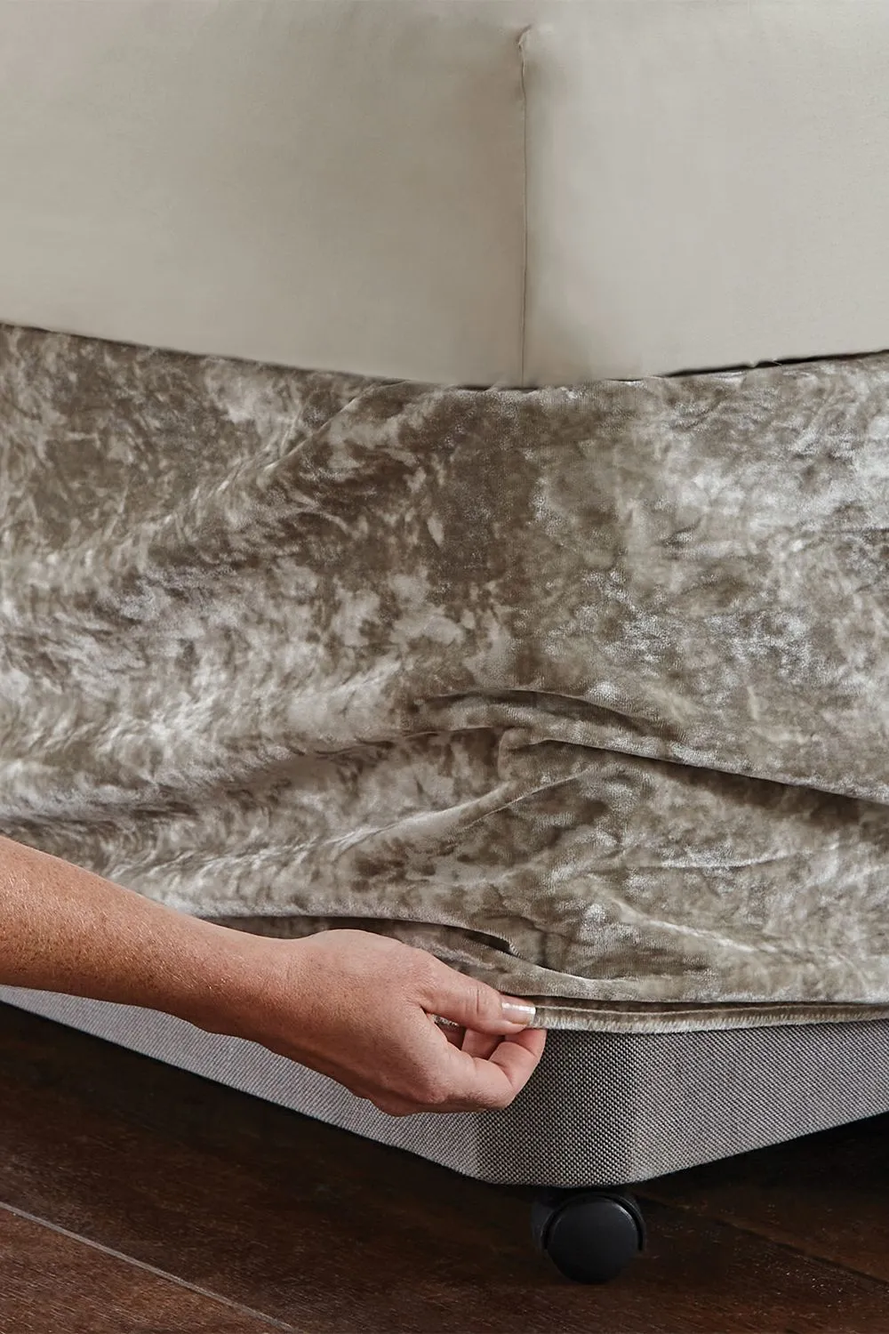 Catherine Lansfield 'Crushed Velvet' Divan Base Wrap in Silver 4
