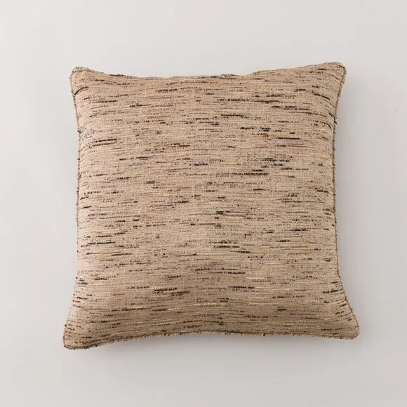 Hotel Fontaine Square Cushion 3
