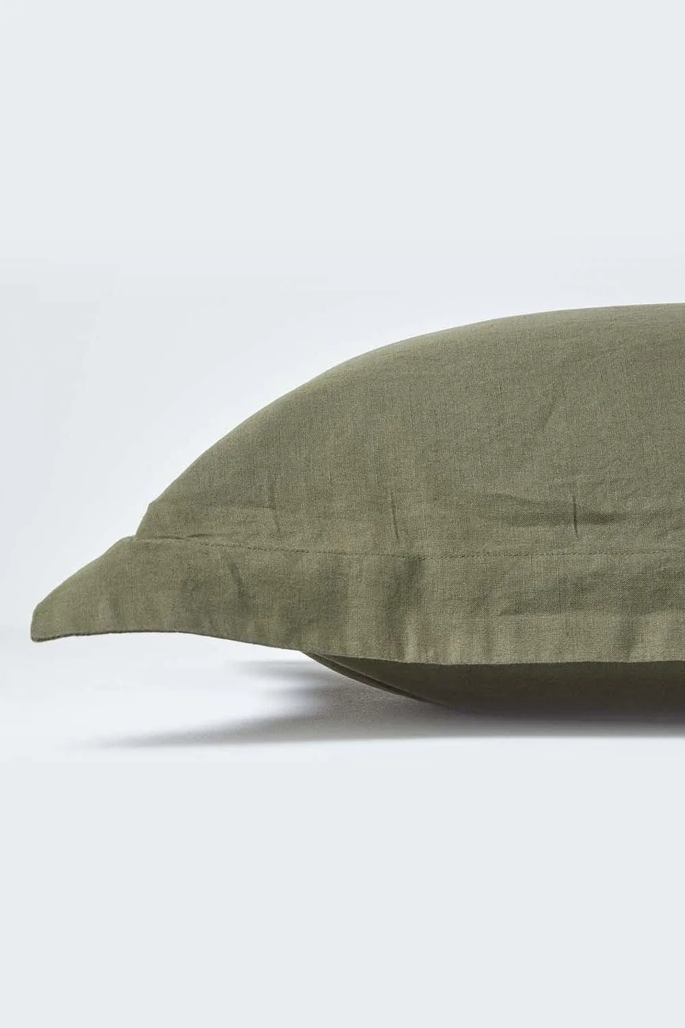 Homescapes Linen Oxford Pillowcase, King in Khaki 2
