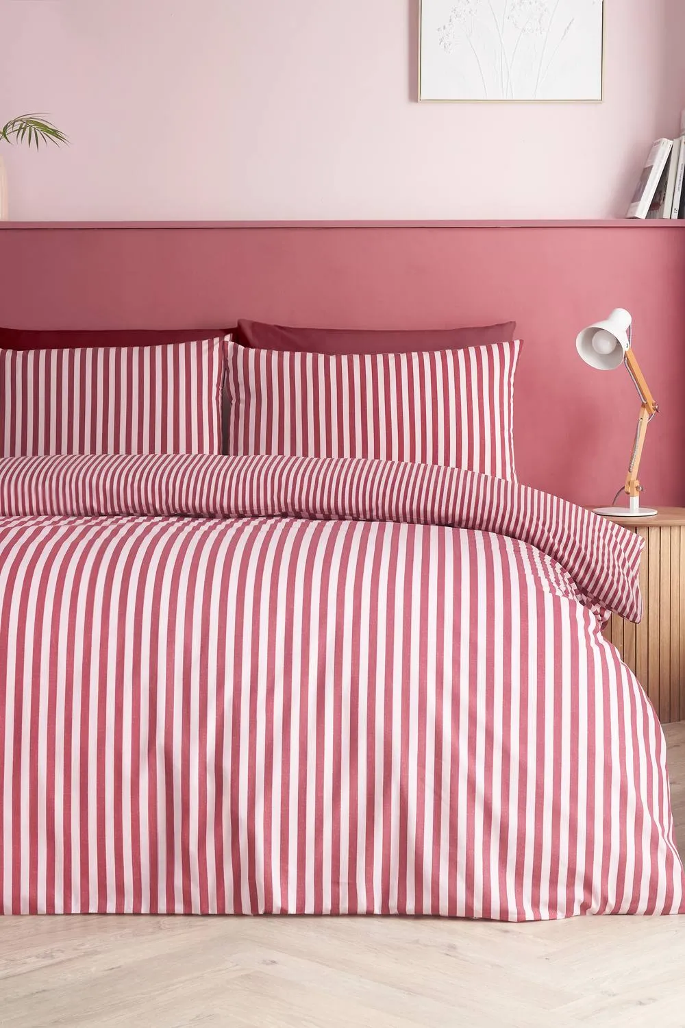 Catherine Lansfield 'Epping Textured Stripe' Reversible Duvet Cover Set in Burgundy 1