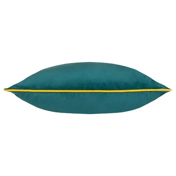 Furn. Square Cushion 4