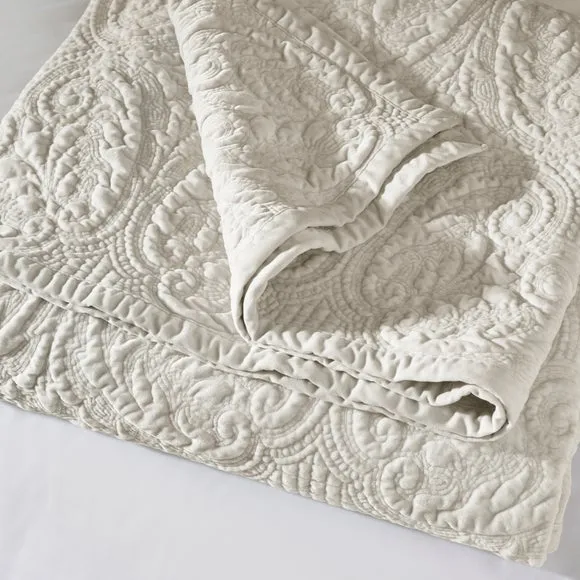 Dorma Marlowe Bedspread 2