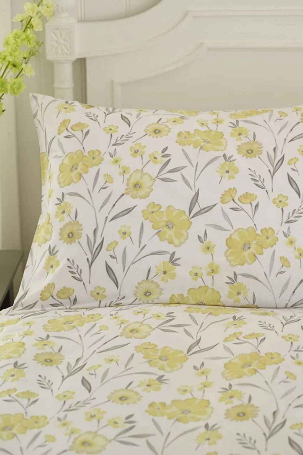 Deyongs Mellow Cotton Printed Duvet Set in Yellow 4