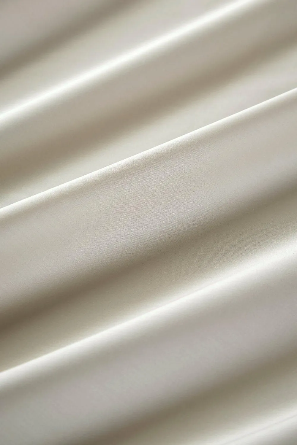 CHRISTY 400TC Luxury Cotton Sateen Plain Dye Bedding Flat Sheets in Cream 2