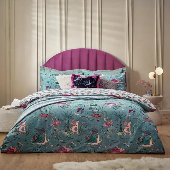 Furn. Athena Reversible Duvet Cover and Pillowcase Set 1