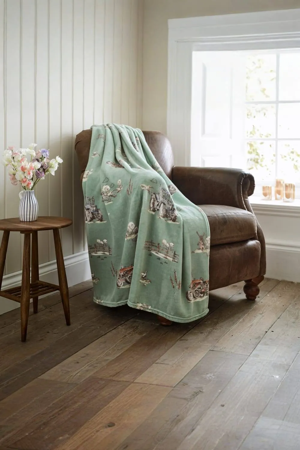 Deyongs Lane to Fliston Soft Fleece Printed Throw in Green
