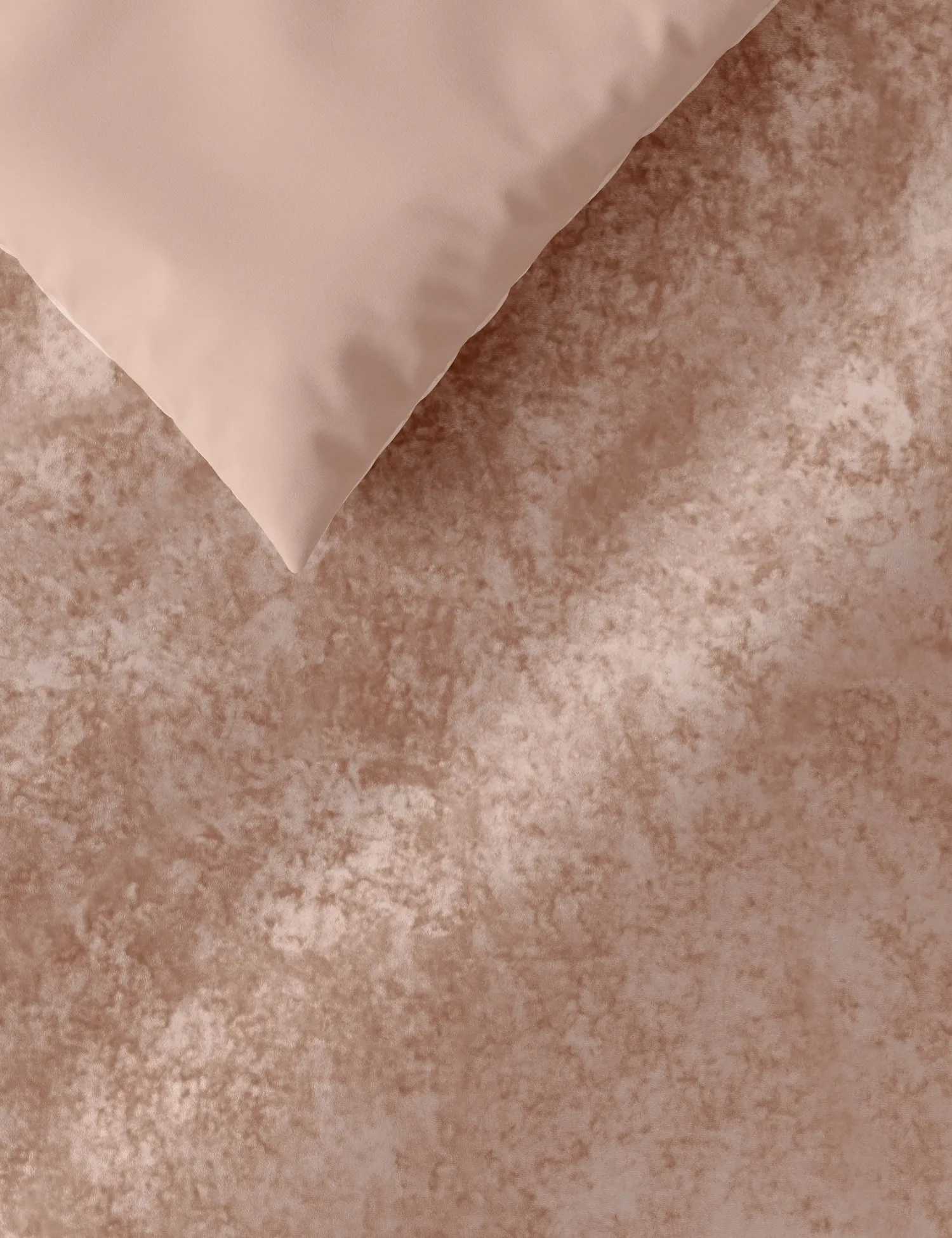 M&S Velvet Bedding Set