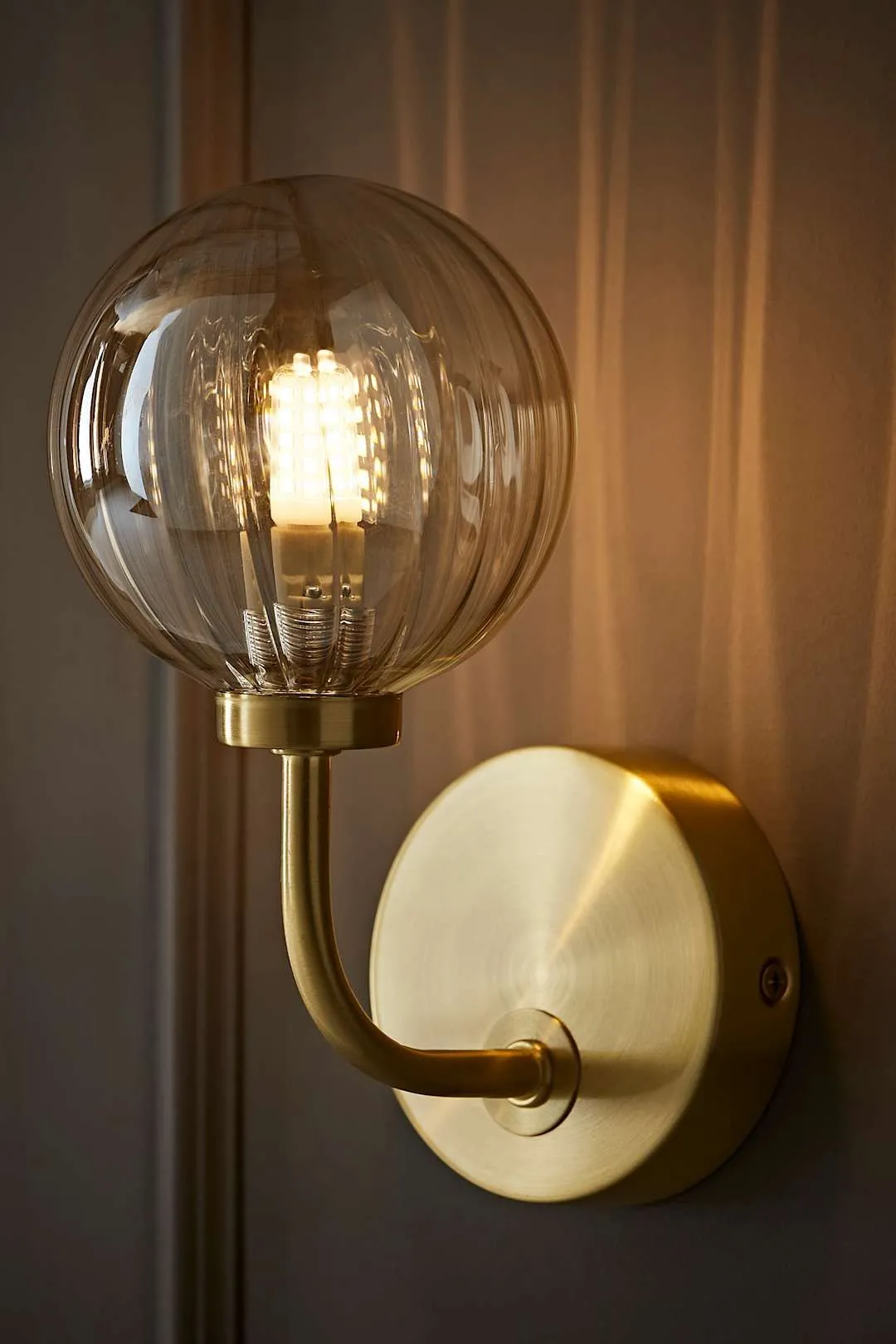 ValueLights Chessy Ribbed Glass Globe Shade Gold Stem Wall Light