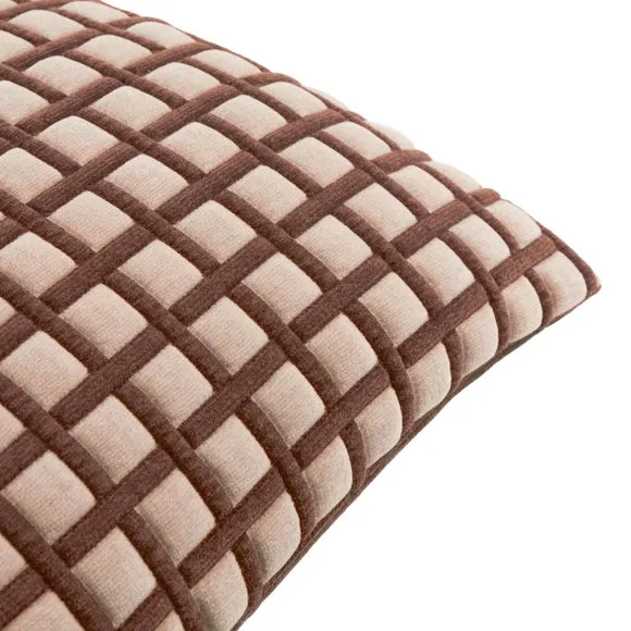 Furn Softie Grid Quilted Cushion Chocolate/Sand 40 X 60Cm, Brown 4