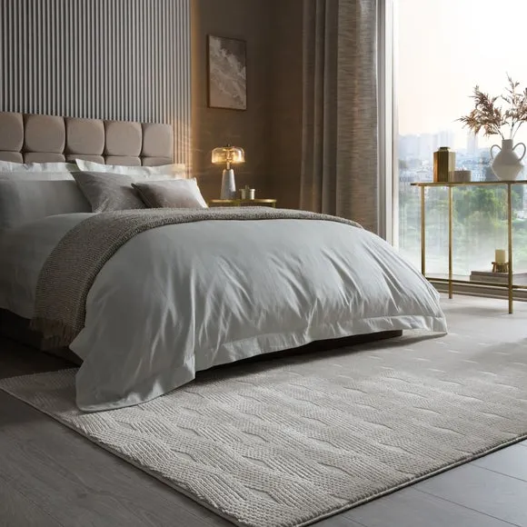 Via Diamond Textured Luxe Rug