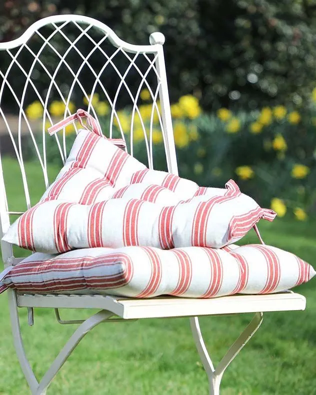 Dibor Set of 2 Red Striped Chair Seat Pad Garden Cushions L40cm x W40cm