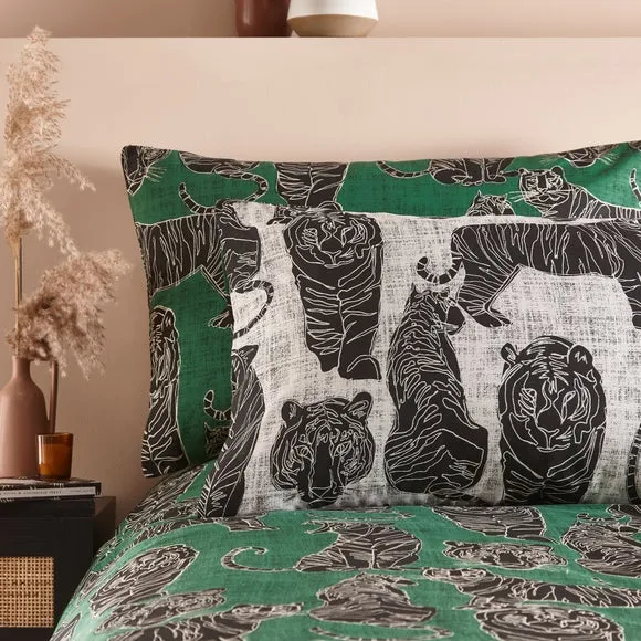 Furn. Wildcat Duvet Cover and Pillowcase Set Jungle Green 4