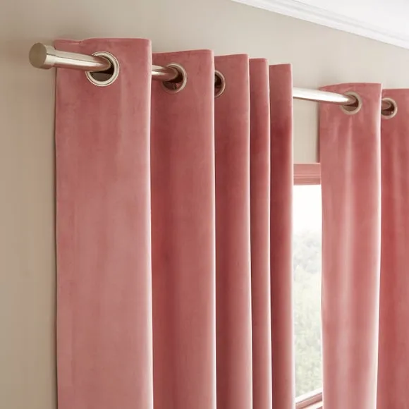 Luxe Velour Eyelet Curtains (Blackout Available) 1