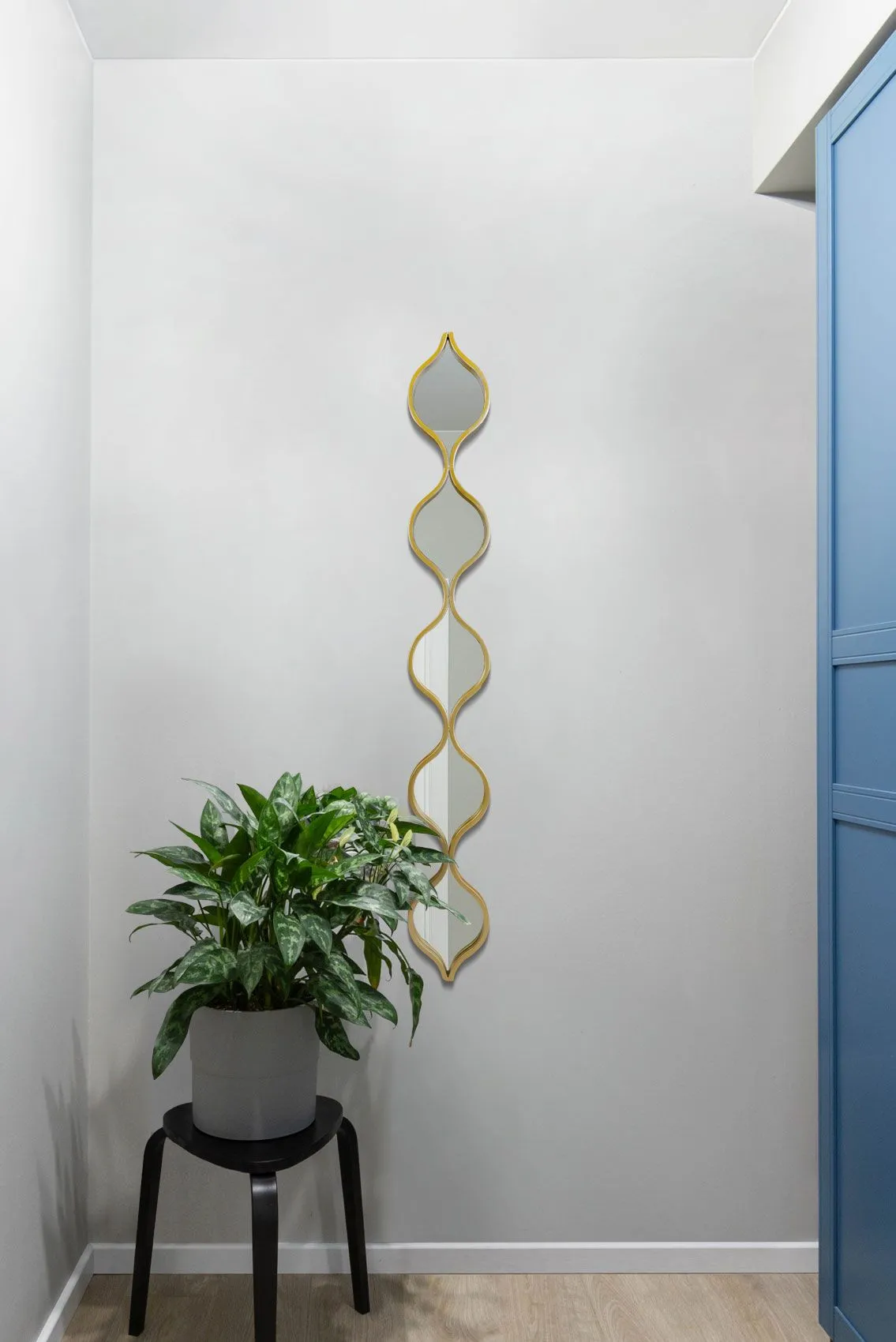 MirrorOutlet Gold Metal Framed Tear Drop Wall Mirror 49" X 6" (124CM X 15CM)