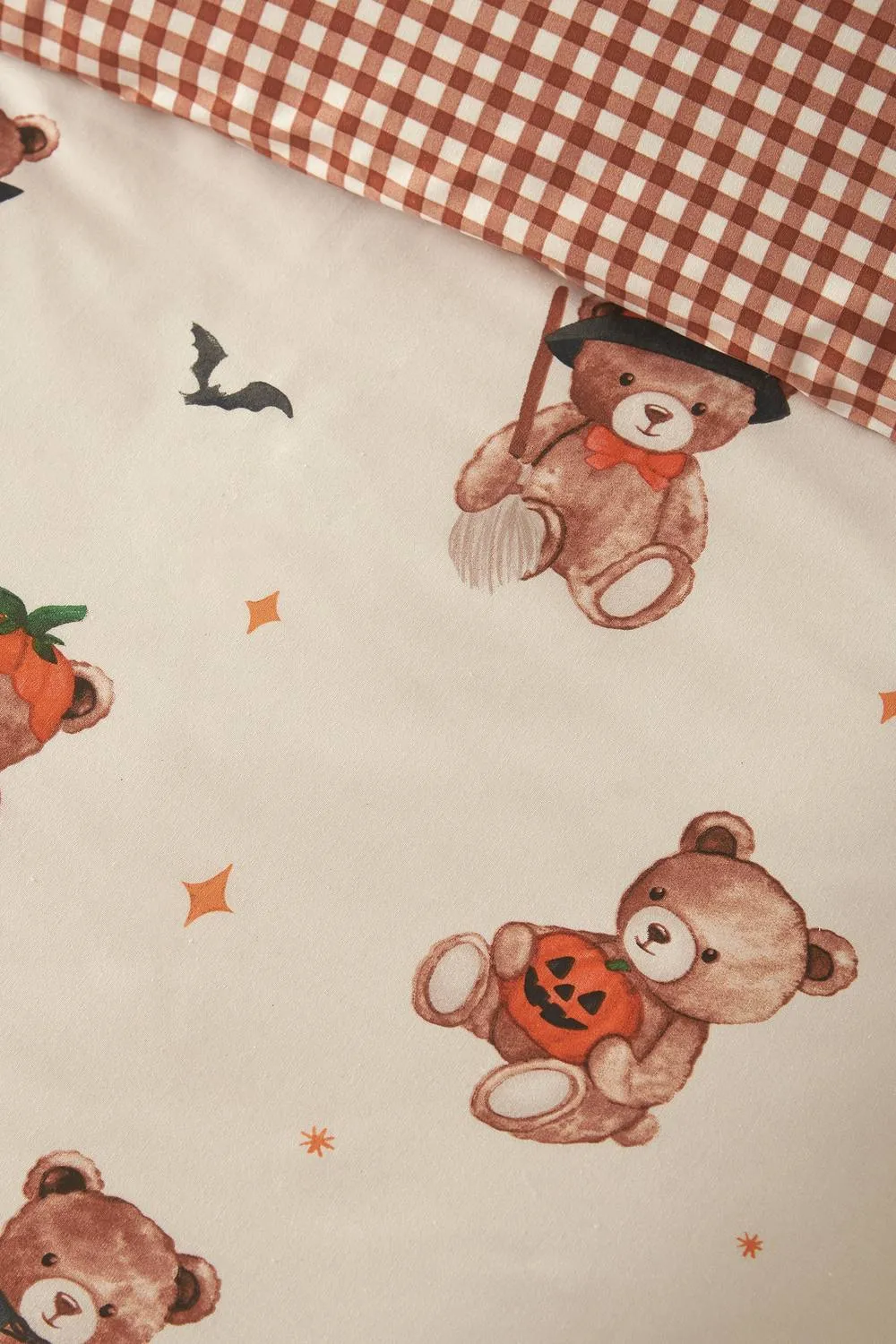 Catherine Lansfield Cream Scare Bears Halloween Reversible Duvet Cover & Pillowcase Set 4